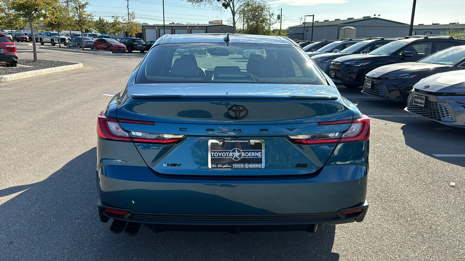 2025 Toyota Camry SE 6