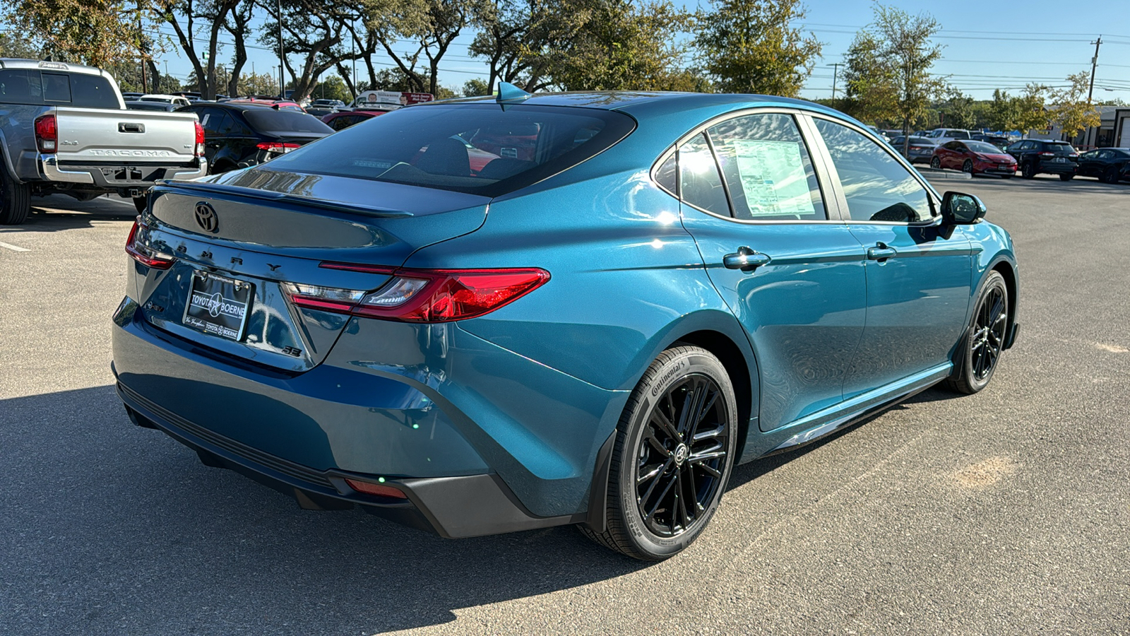 2025 Toyota Camry SE 7