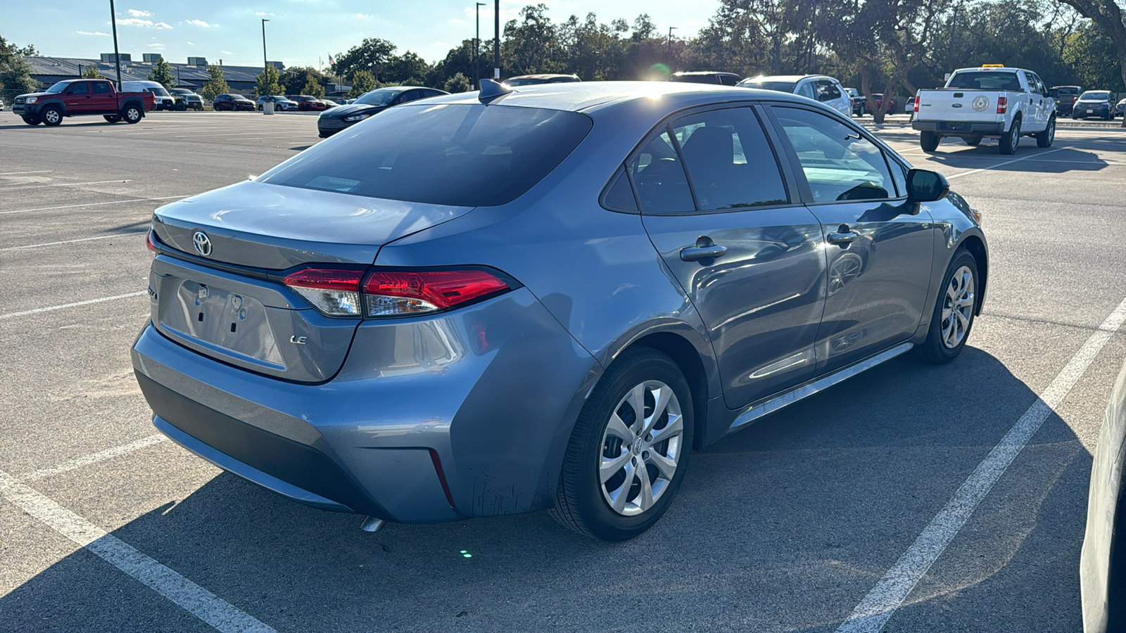 2022 Toyota Corolla LE 5