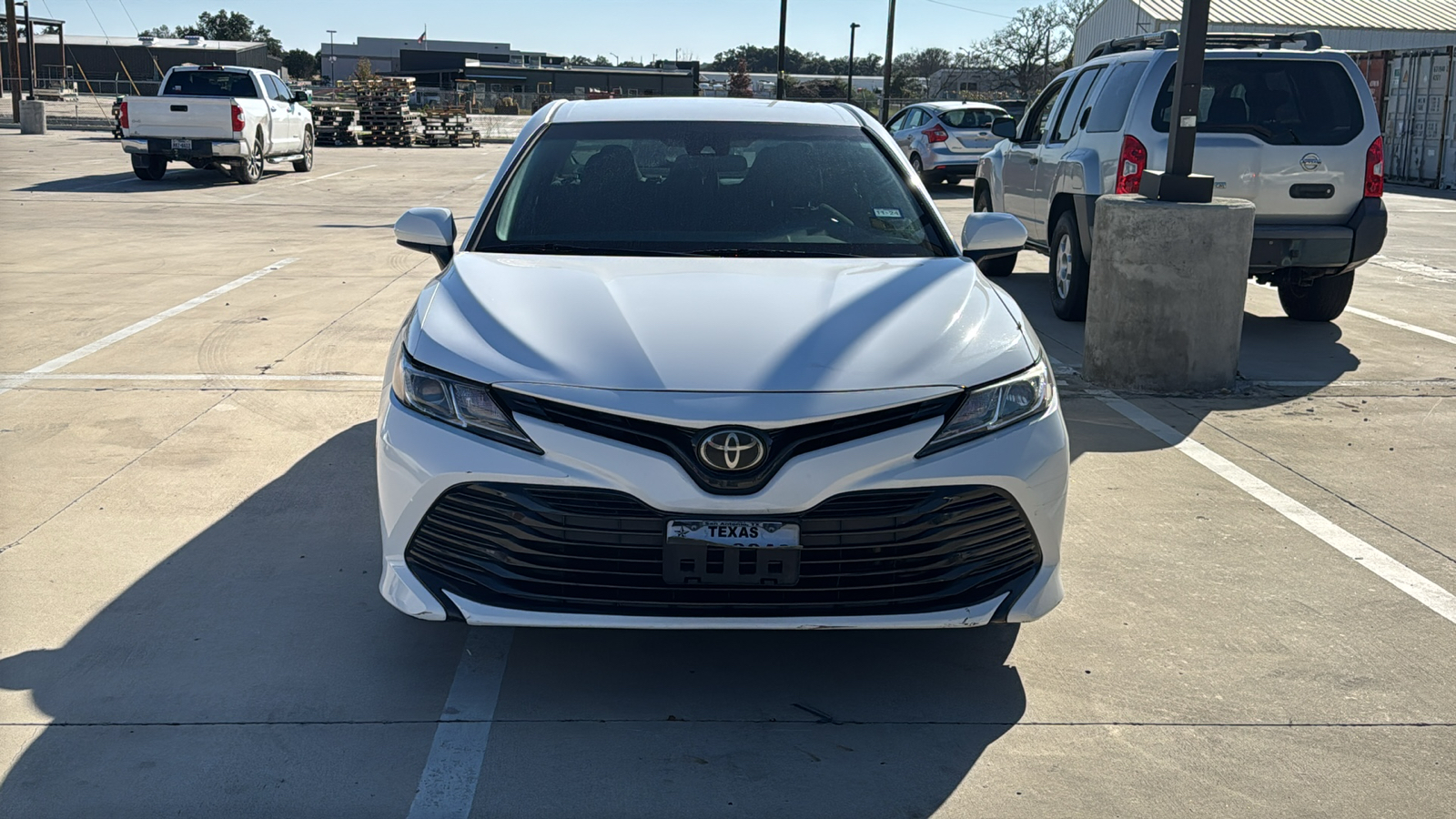 2018 Toyota Camry LE 2