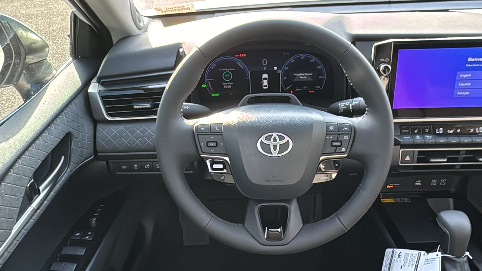 2025 Toyota Camry XLE 17