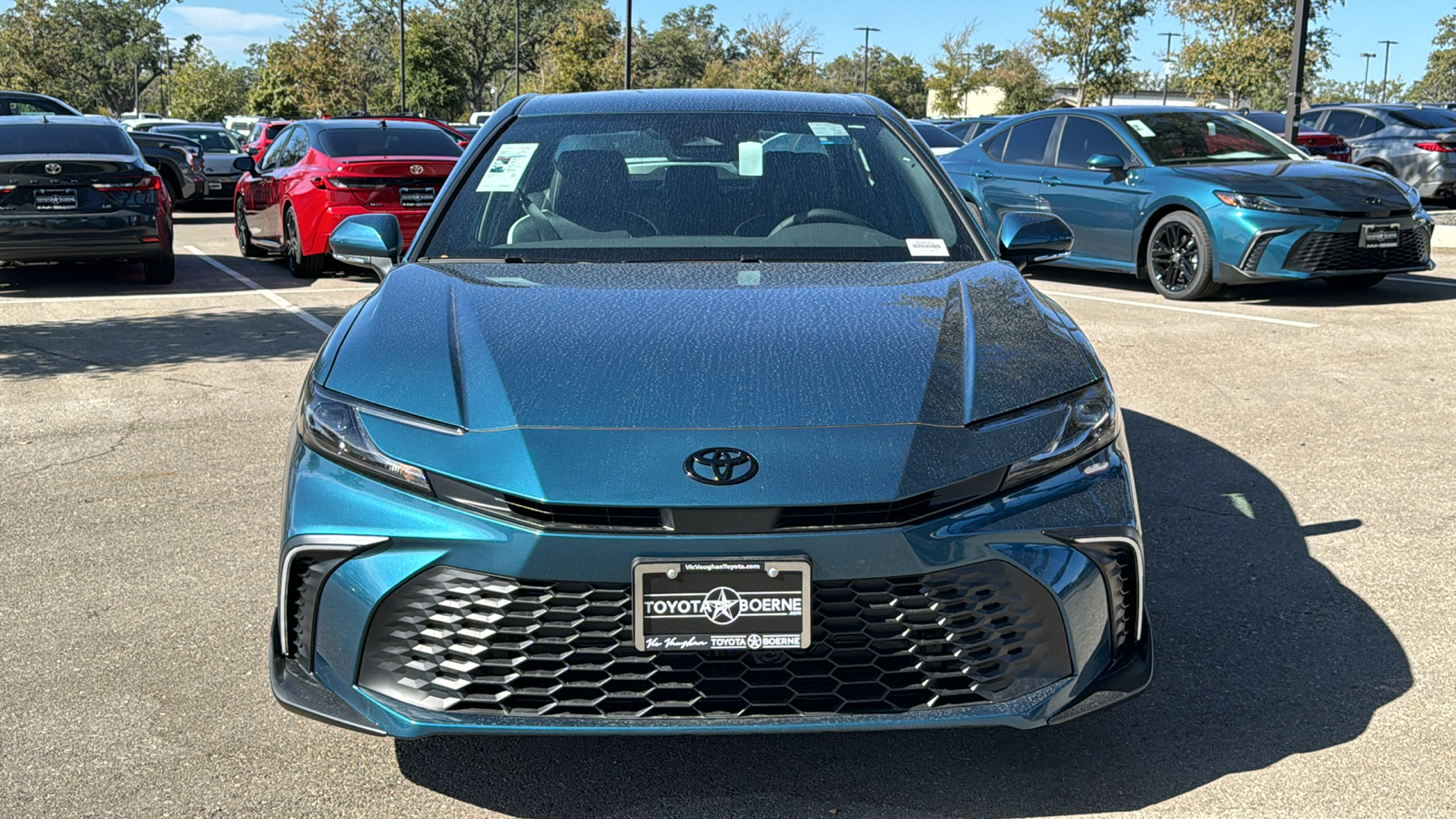 2025 Toyota Camry SE 2