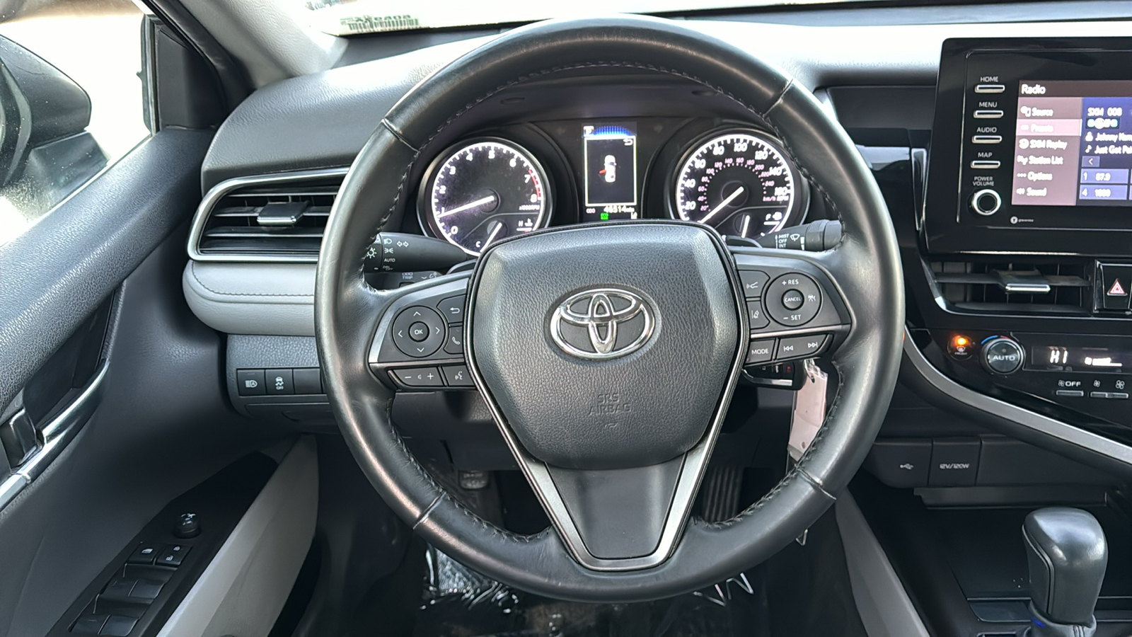 2023 Toyota Camry  27