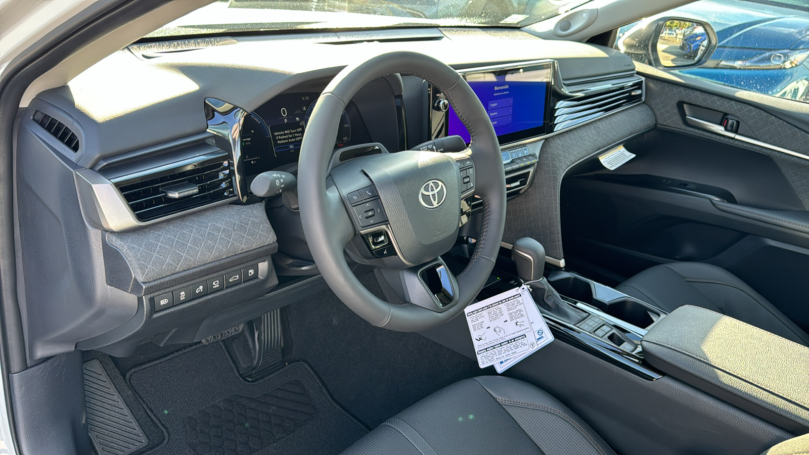 2025 Toyota Camry XLE 12