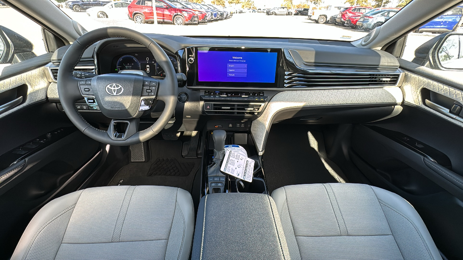 2025 Toyota Camry XLE 16