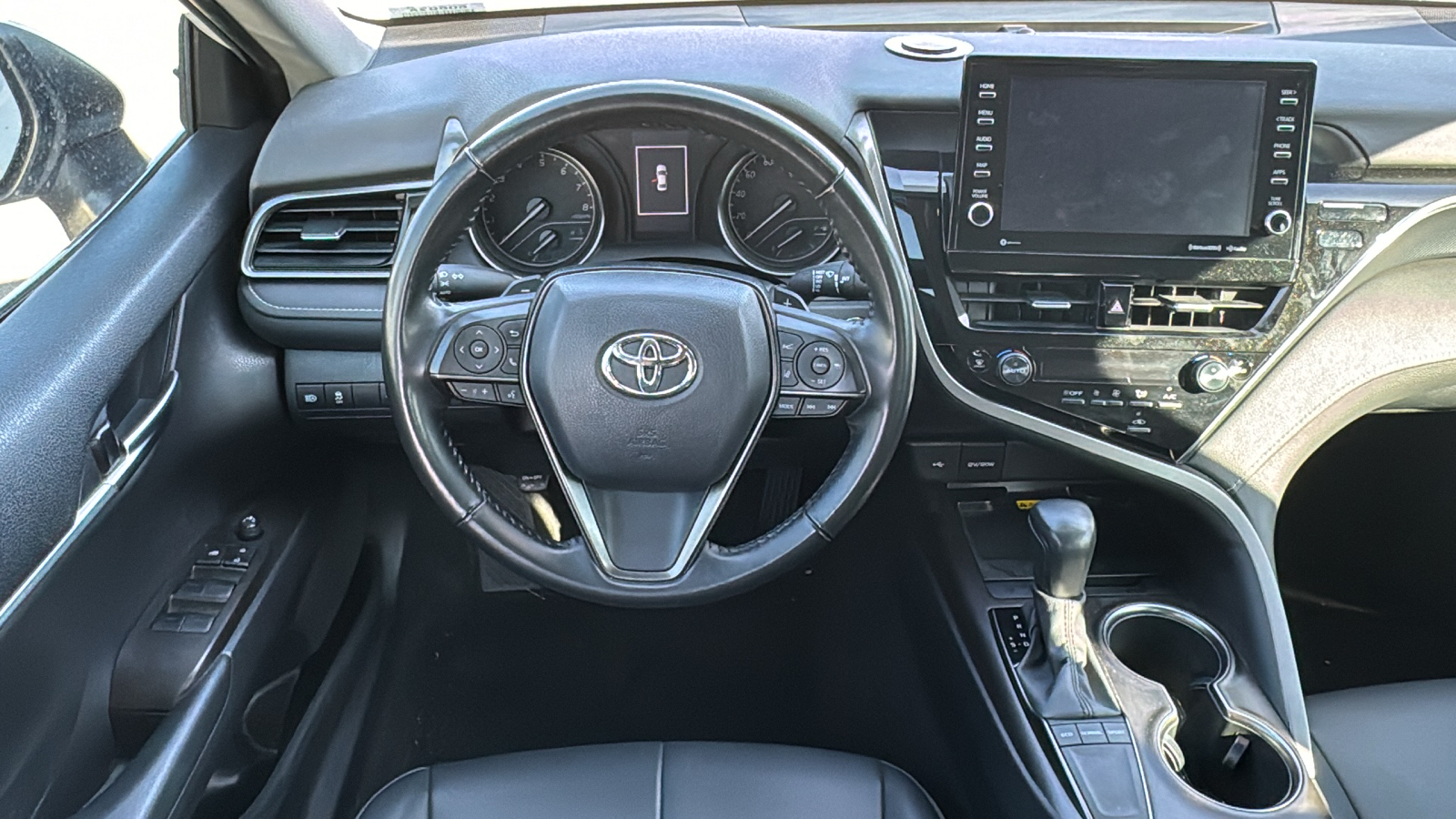 2022 Toyota Camry SE 10