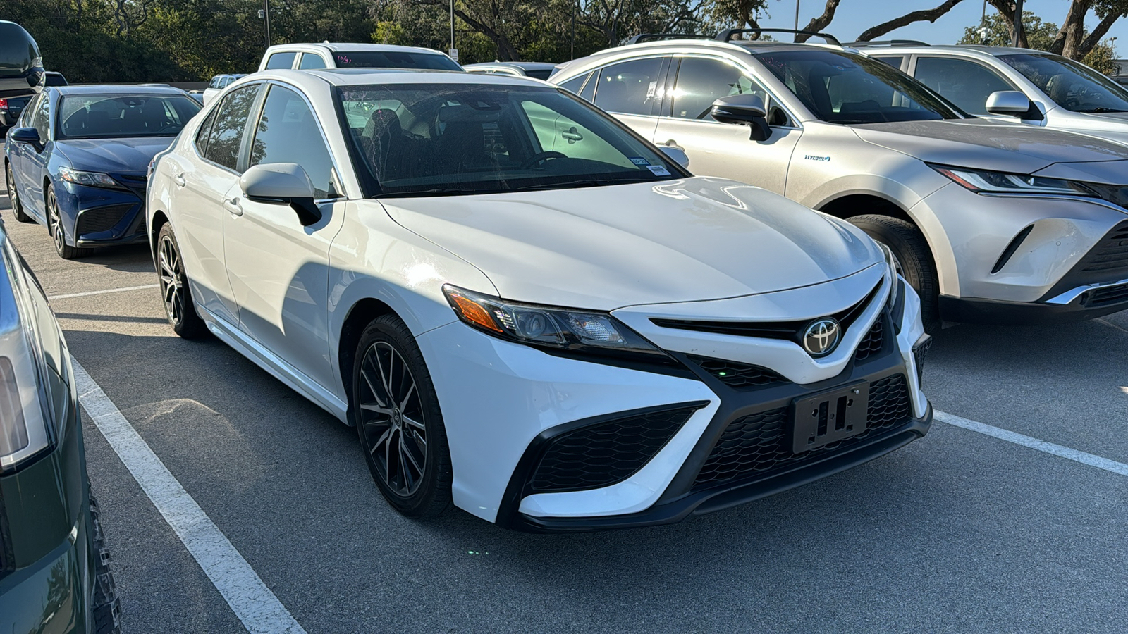 2022 Toyota Camry SE 11