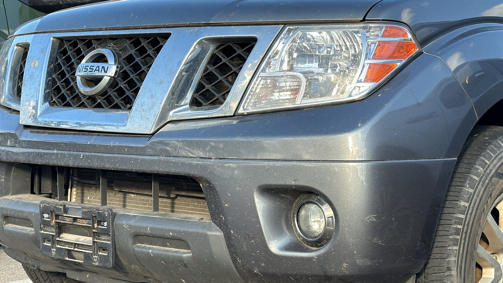 2018 Nissan Frontier SV 10