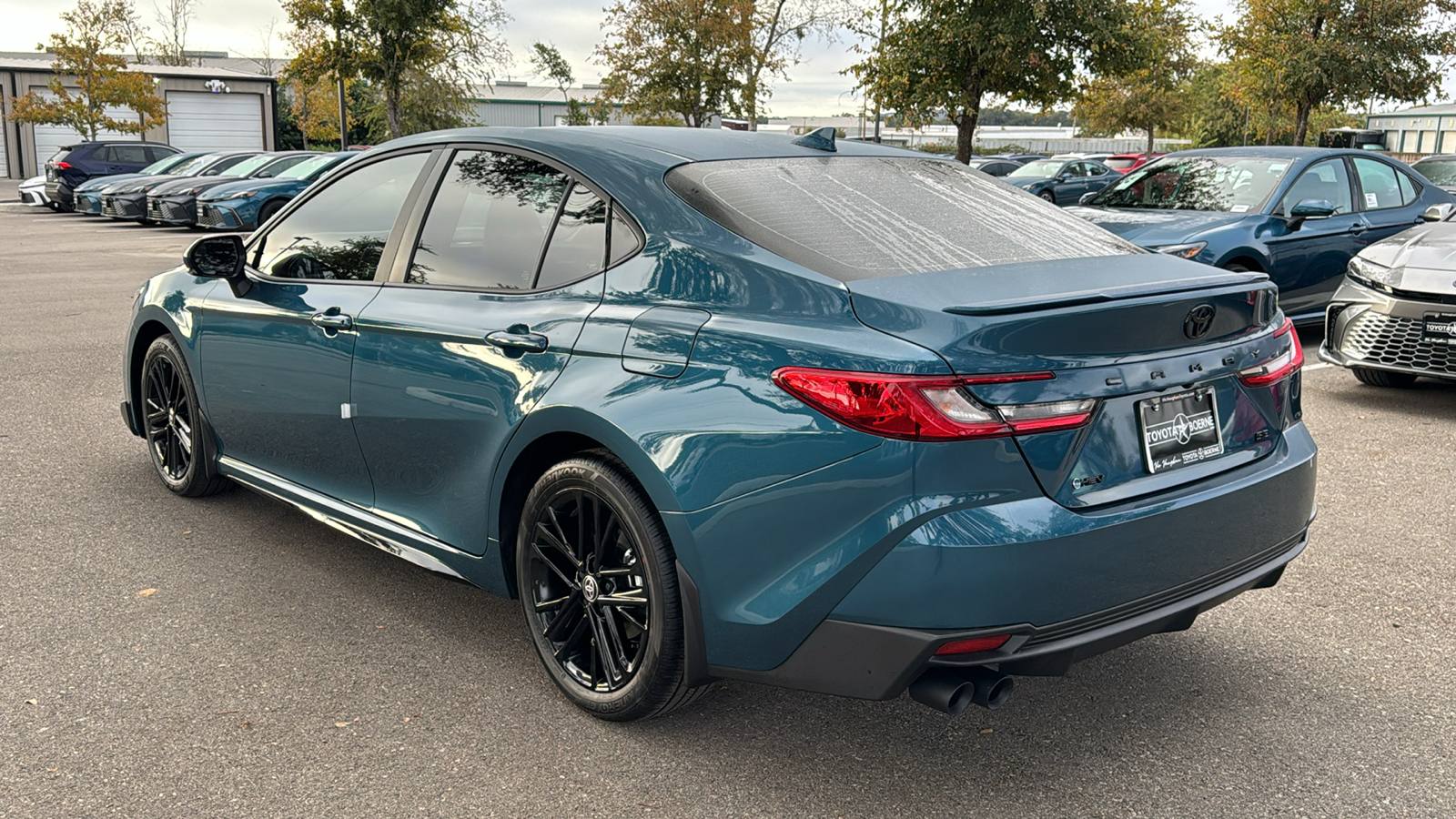 2025 Toyota Camry SE 5