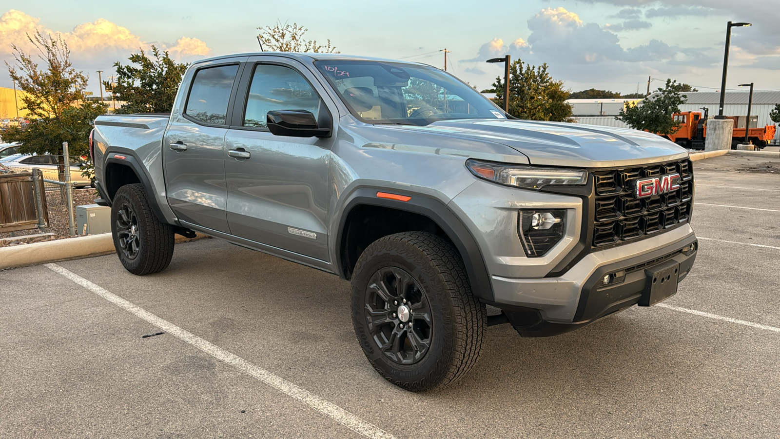 2023 GMC Canyon Elevation 11