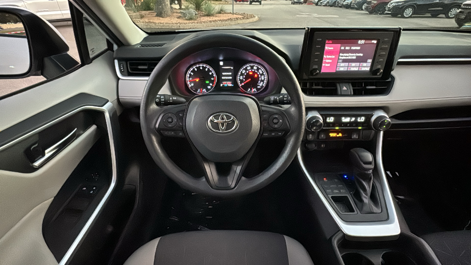 2019 Toyota RAV4 XLE 20