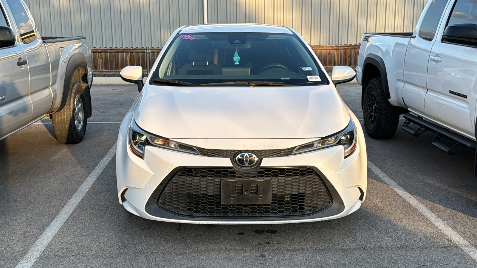 2022 Toyota Corolla LE 2