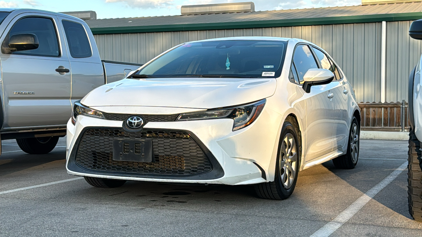 2022 Toyota Corolla LE 3