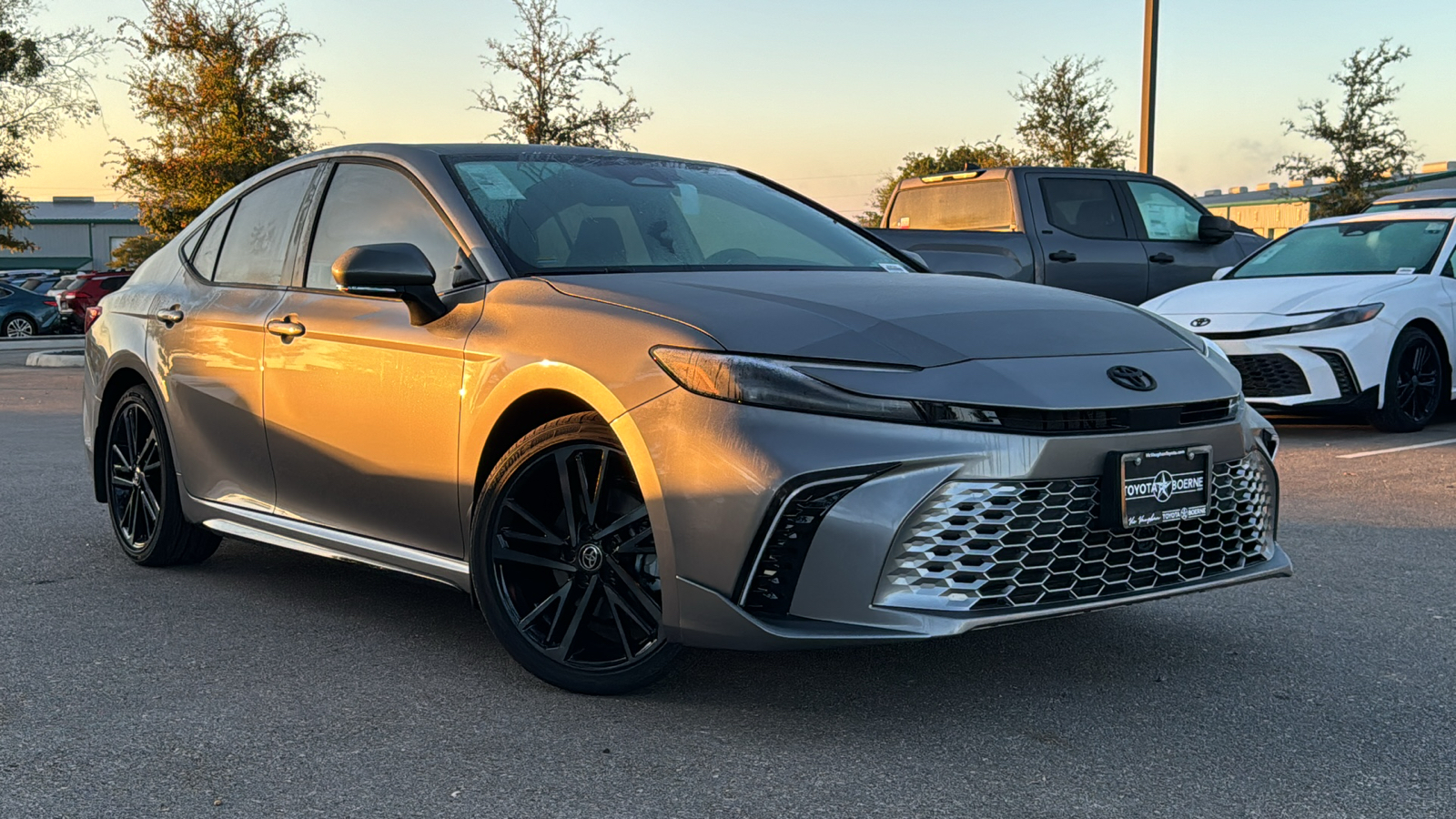 2025 Toyota Camry XSE 24