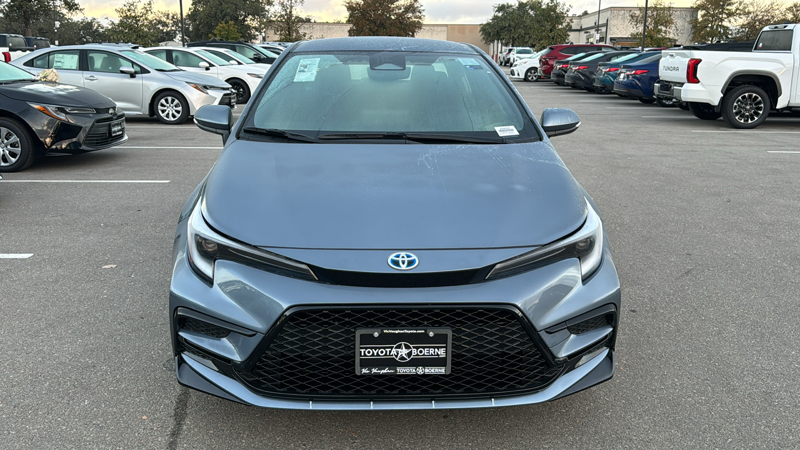 2025 Toyota Corolla Hybrid SE 3