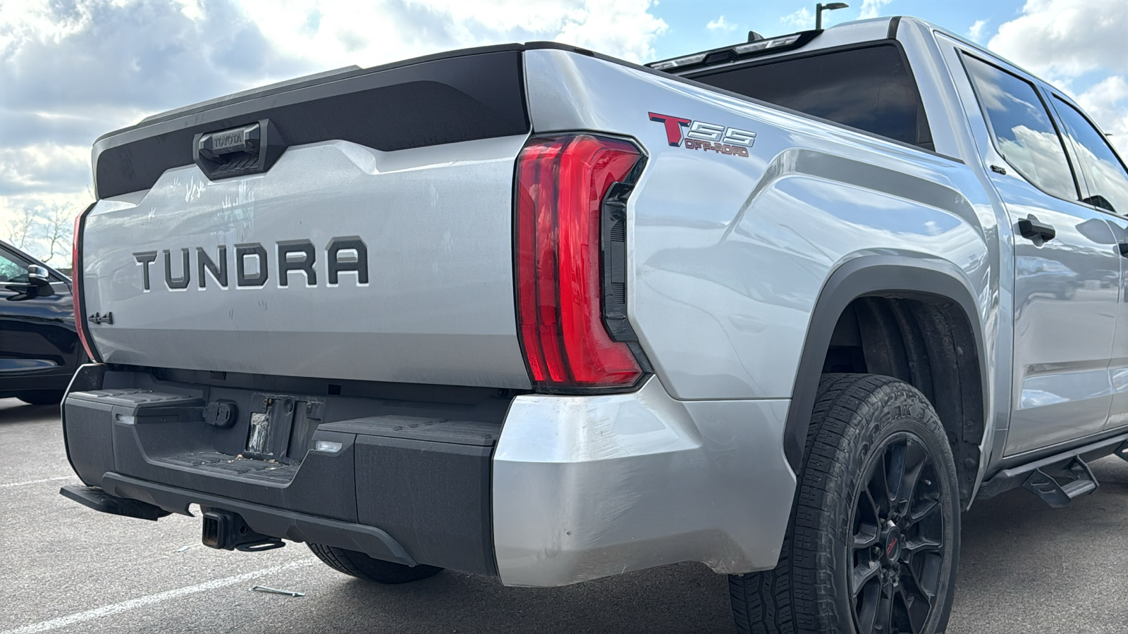 2023 Toyota Tundra SR5 8