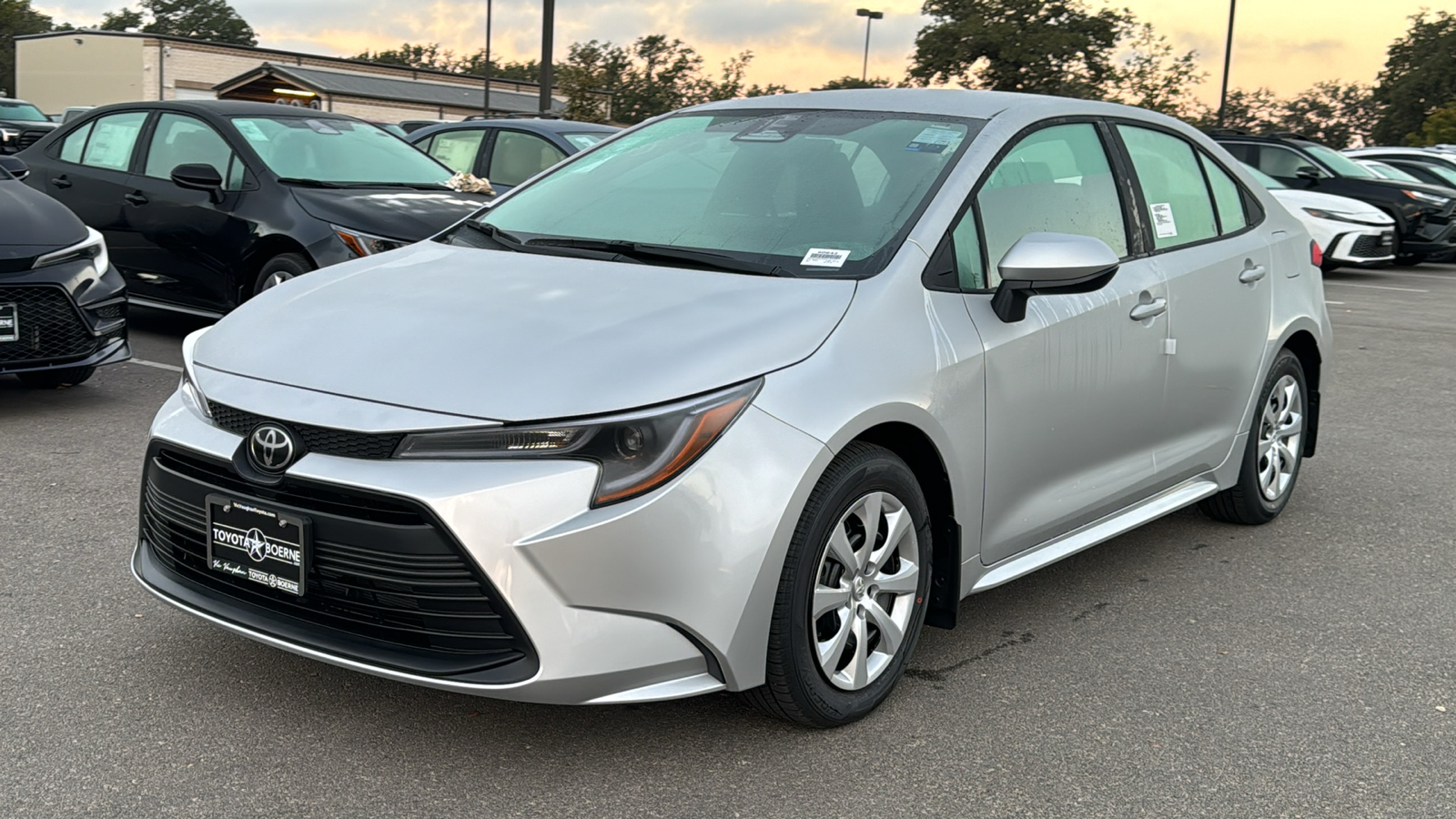 2025 Toyota Corolla LE 4