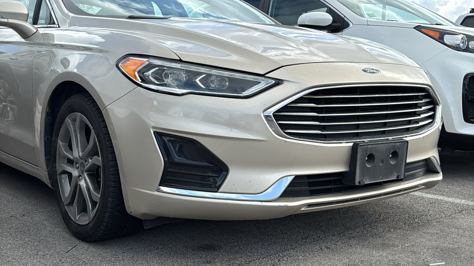 2019 Ford Fusion SEL 9