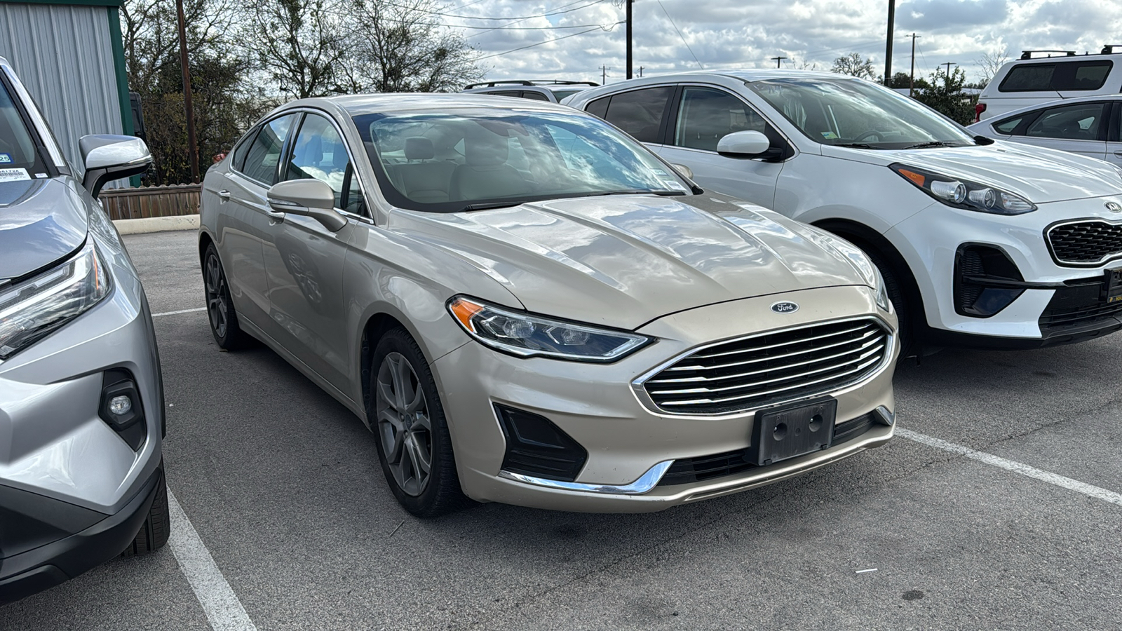 2019 Ford Fusion SEL 11