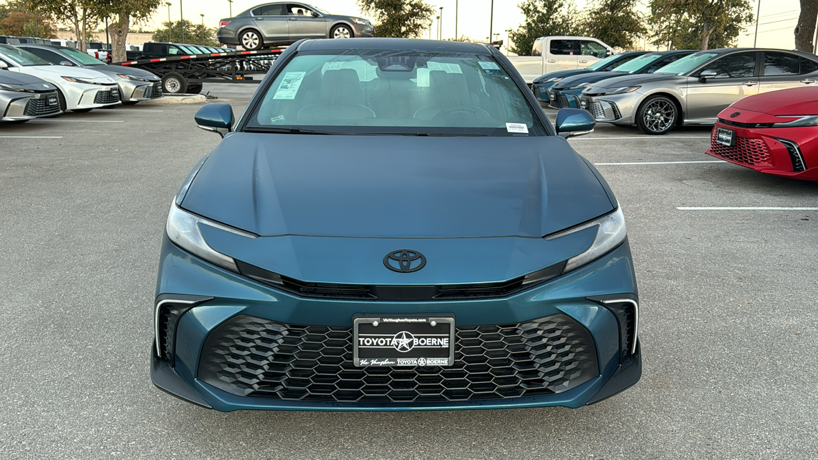 2025 Toyota Camry SE 2