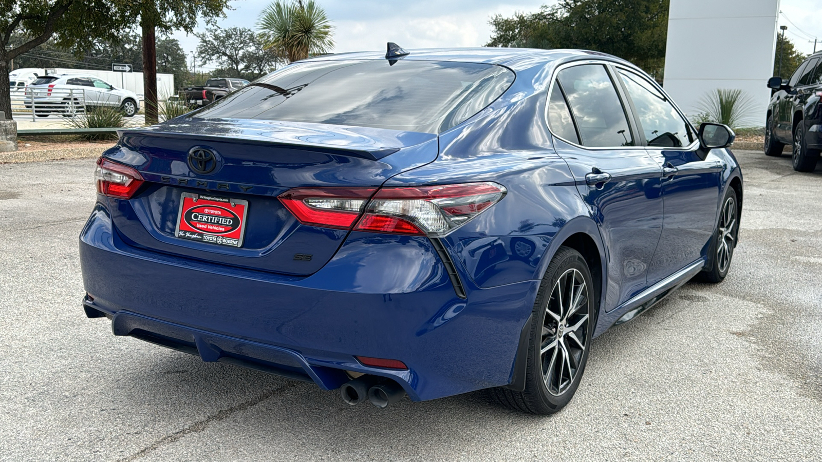 2023 Toyota Camry SE 7