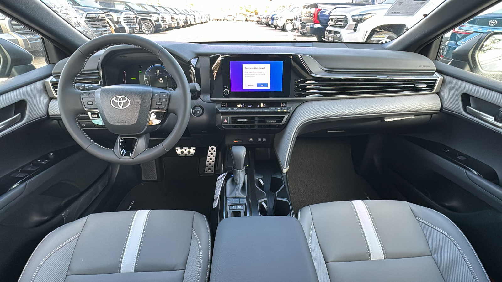 2025 Toyota Camry SE 17