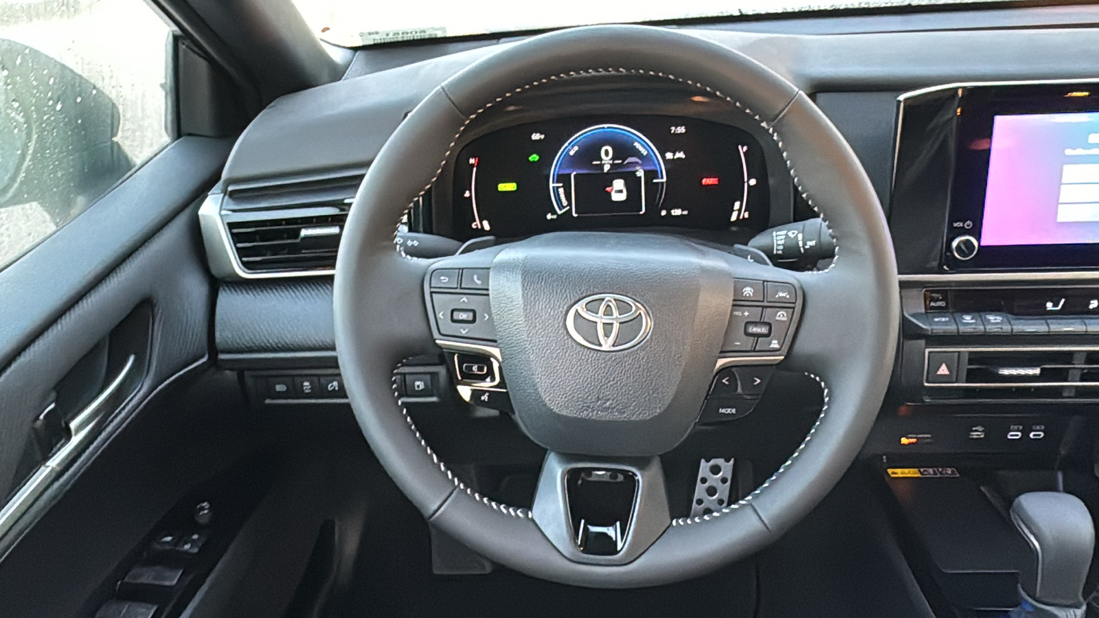 2025 Toyota Camry SE 17