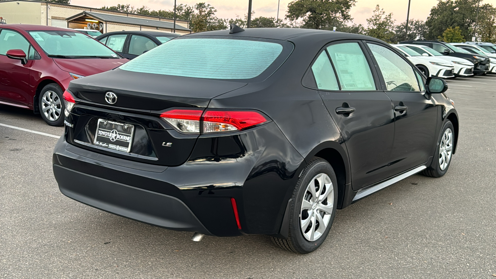 2025 Toyota Corolla LE 8