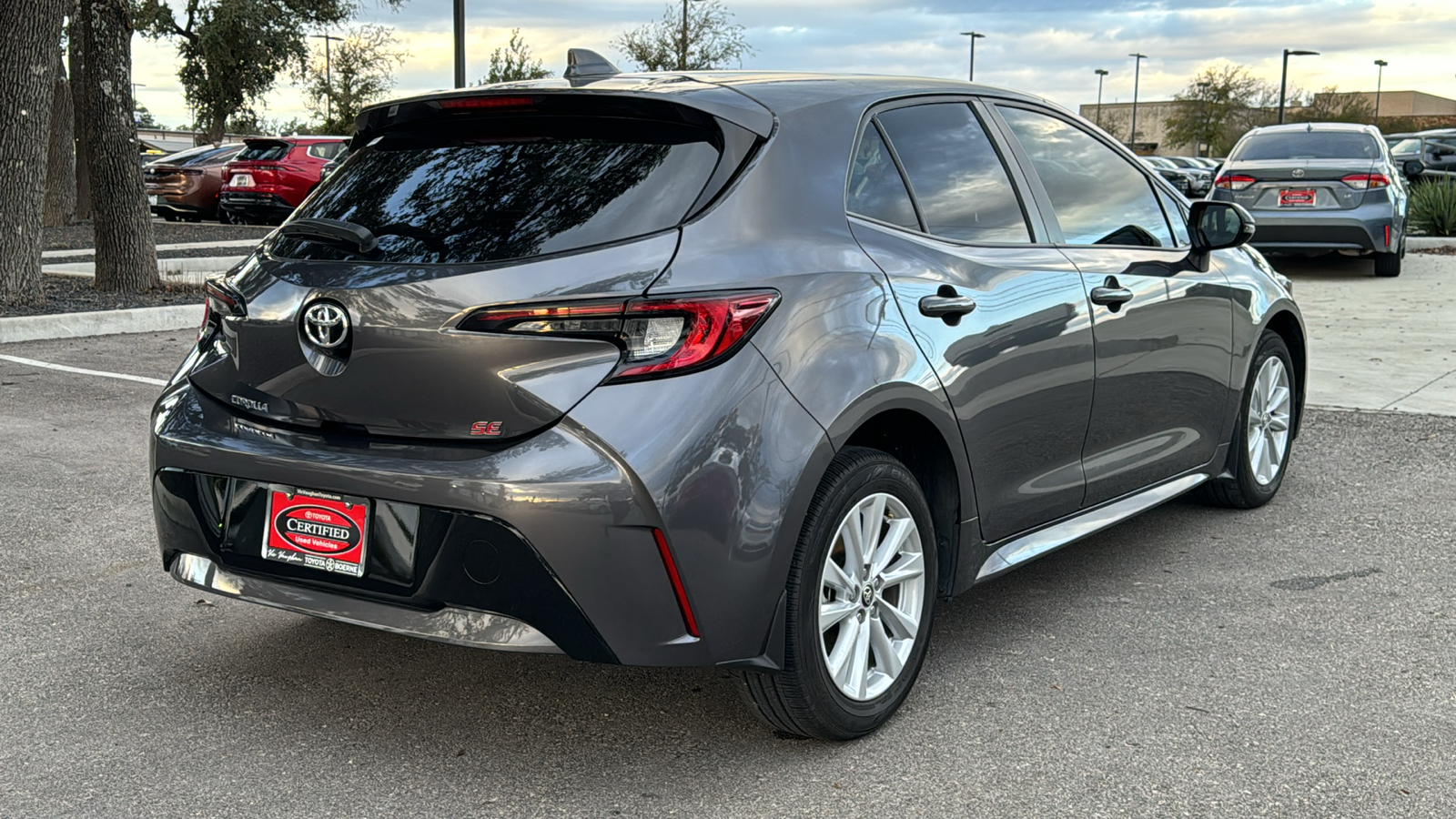 2024 Toyota Corolla Hatchback SE 7