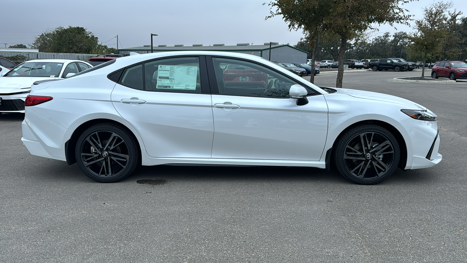 2025 Toyota Camry XSE 8