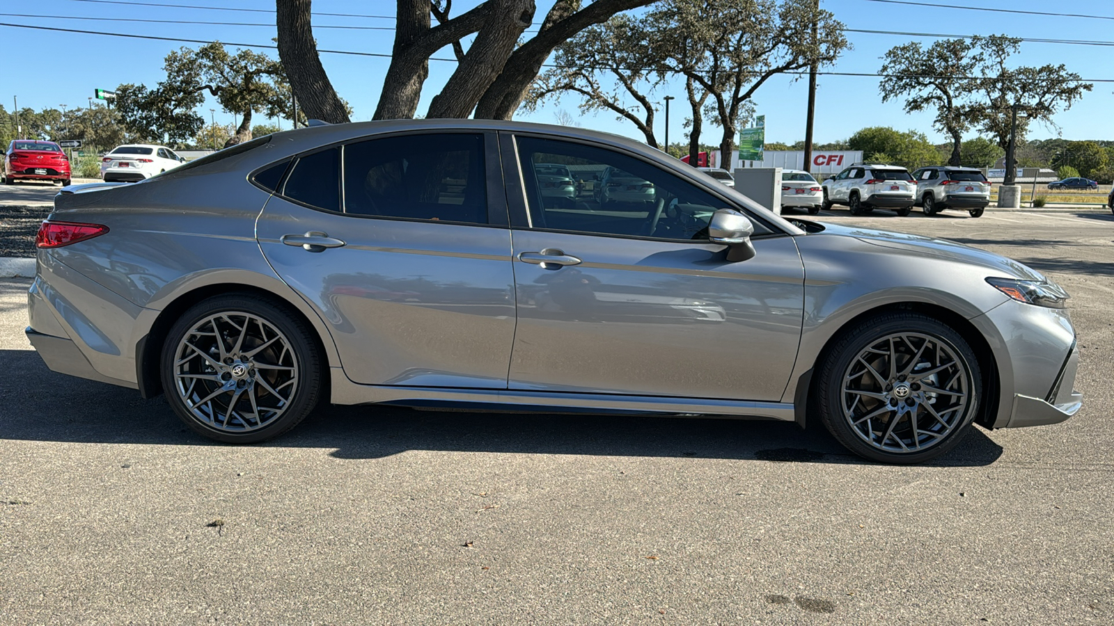 2025 Toyota Camry XSE 8