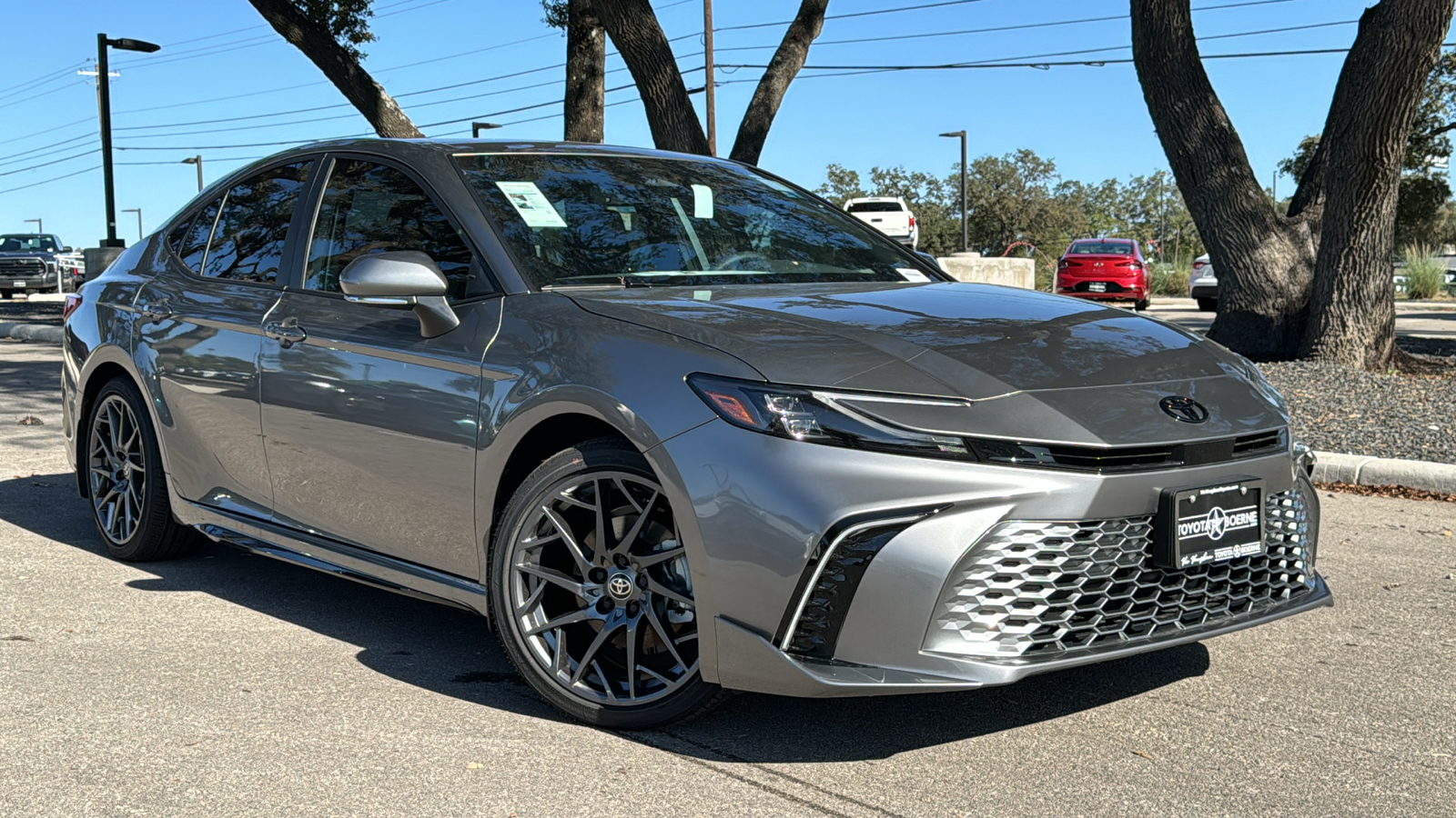 2025 Toyota Camry XSE 24