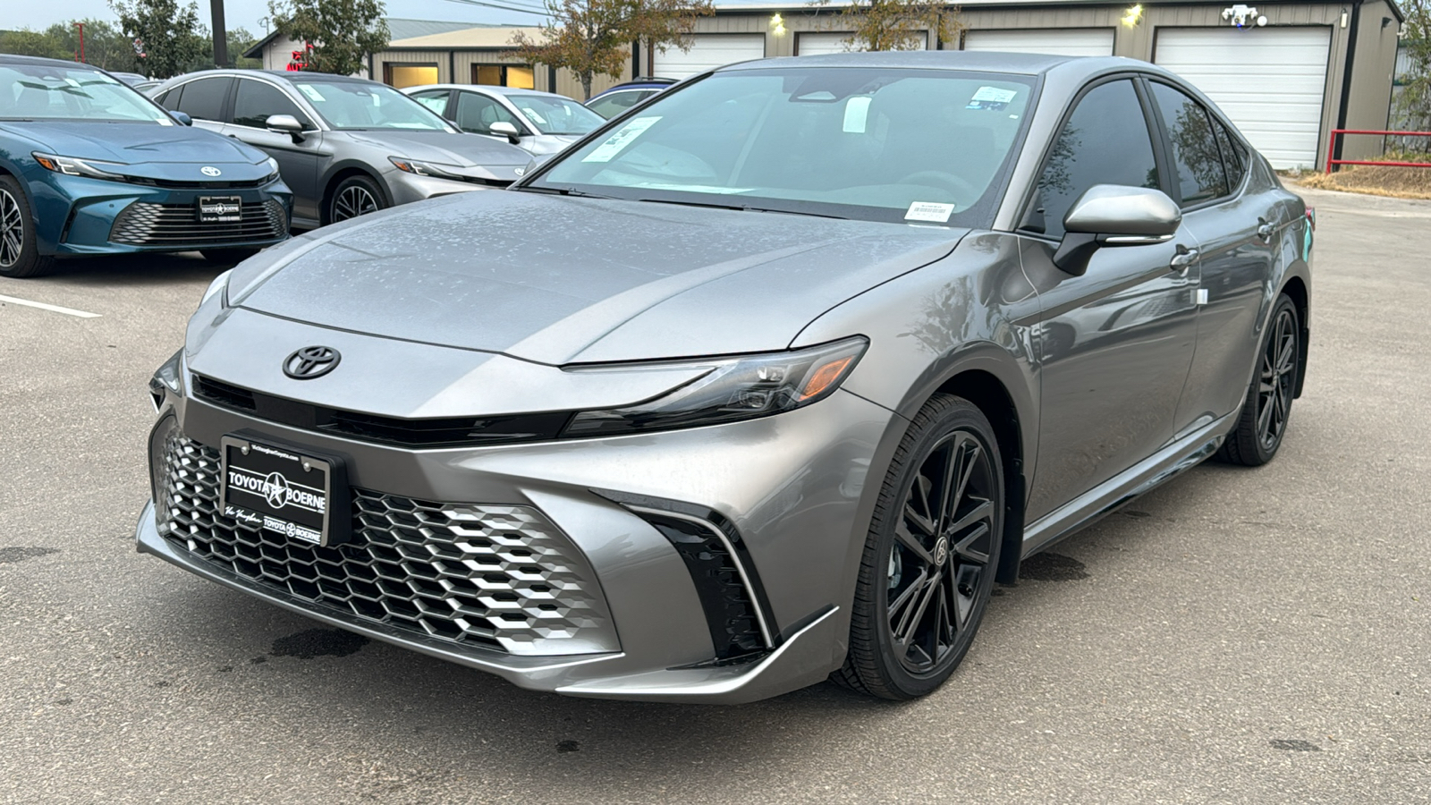 2025 Toyota Camry XSE 3