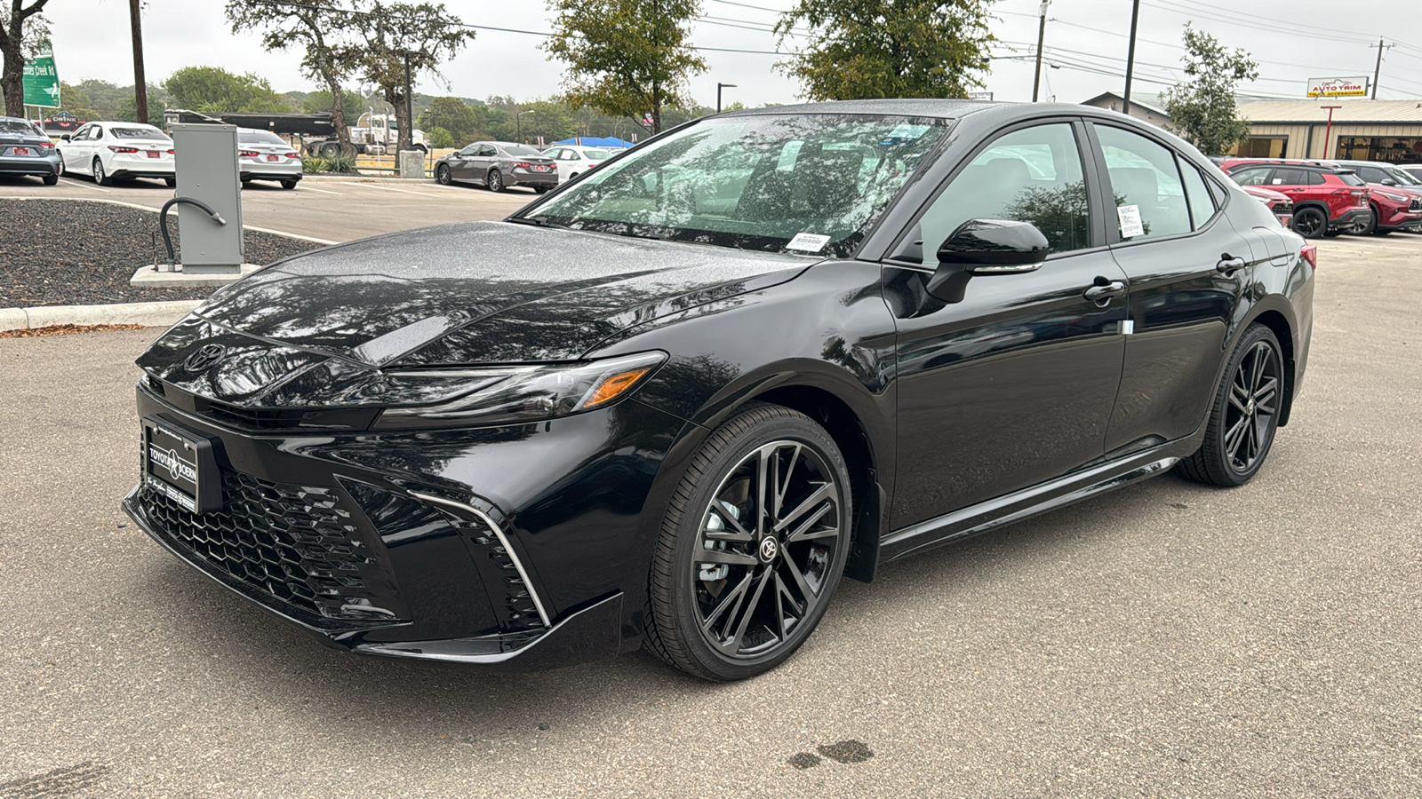 2025 Toyota Camry XSE 3