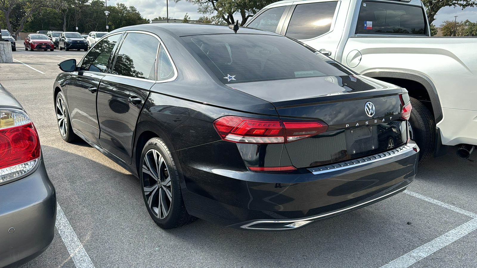 2021 Volkswagen Passat 2.0T SE 4