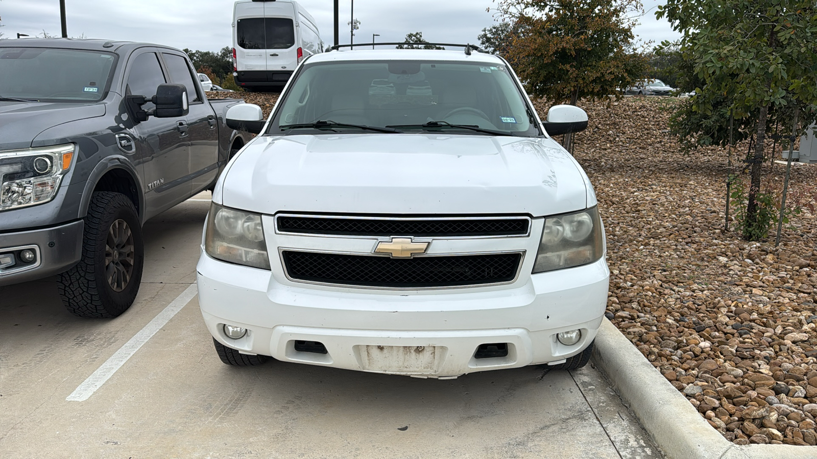 2009 Chevrolet Suburban 1500 LT 2