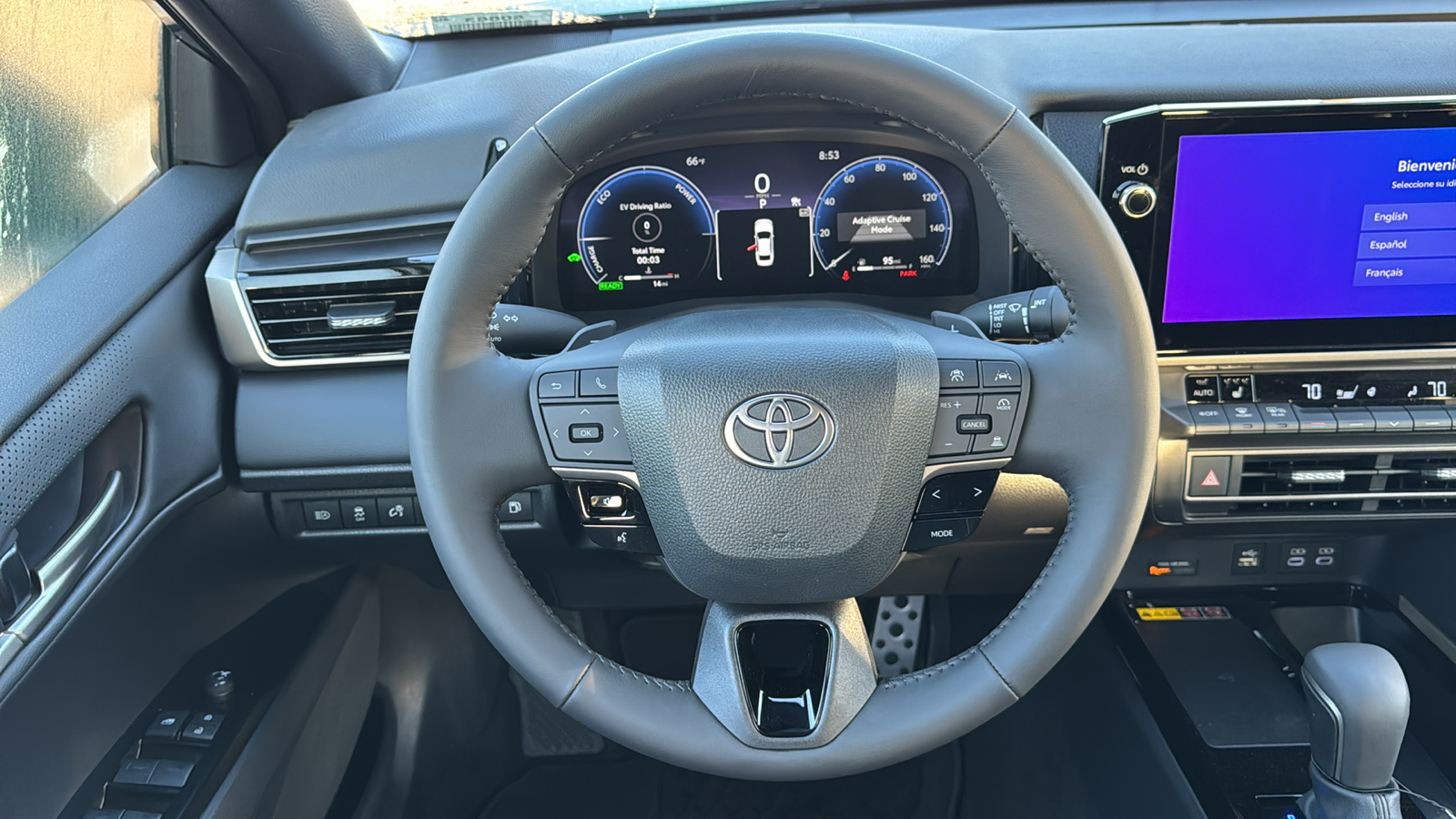 2025 Toyota Camry XSE 16