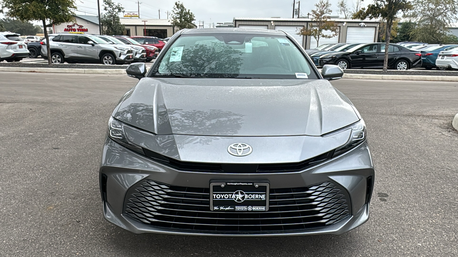 2025 Toyota Camry XLE 2