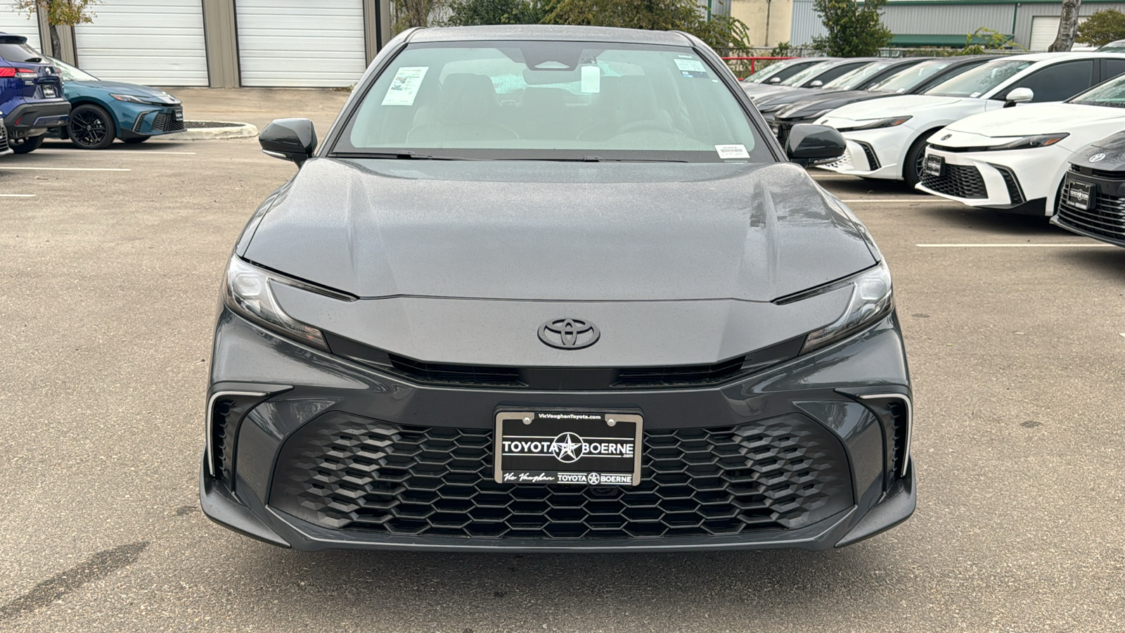 2025 Toyota Camry SE 2