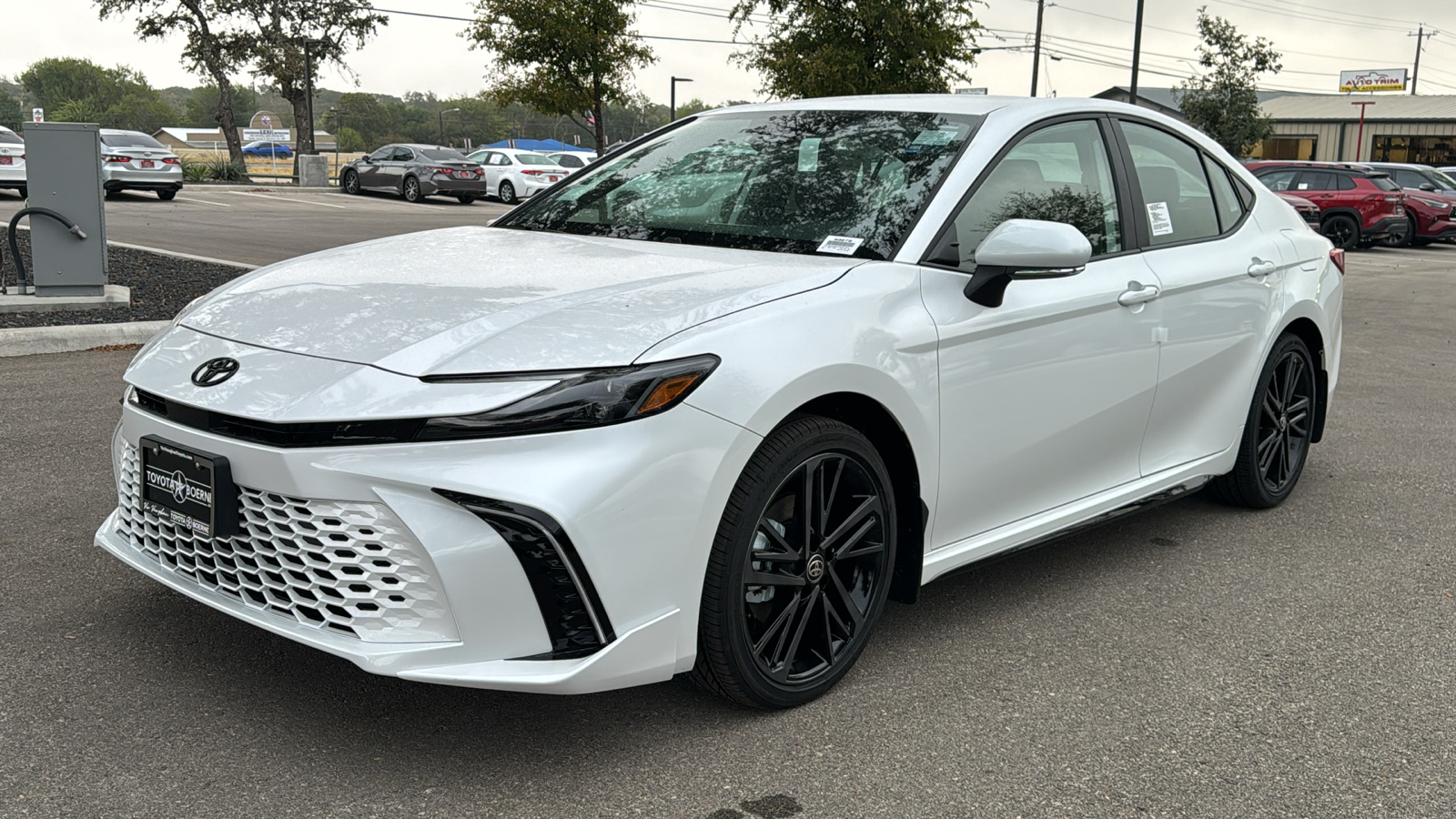 2025 Toyota Camry XSE 3