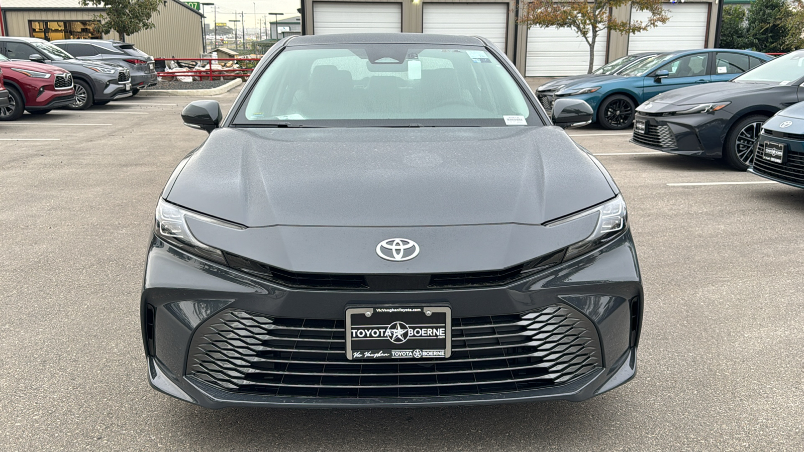 2025 Toyota Camry XLE 2