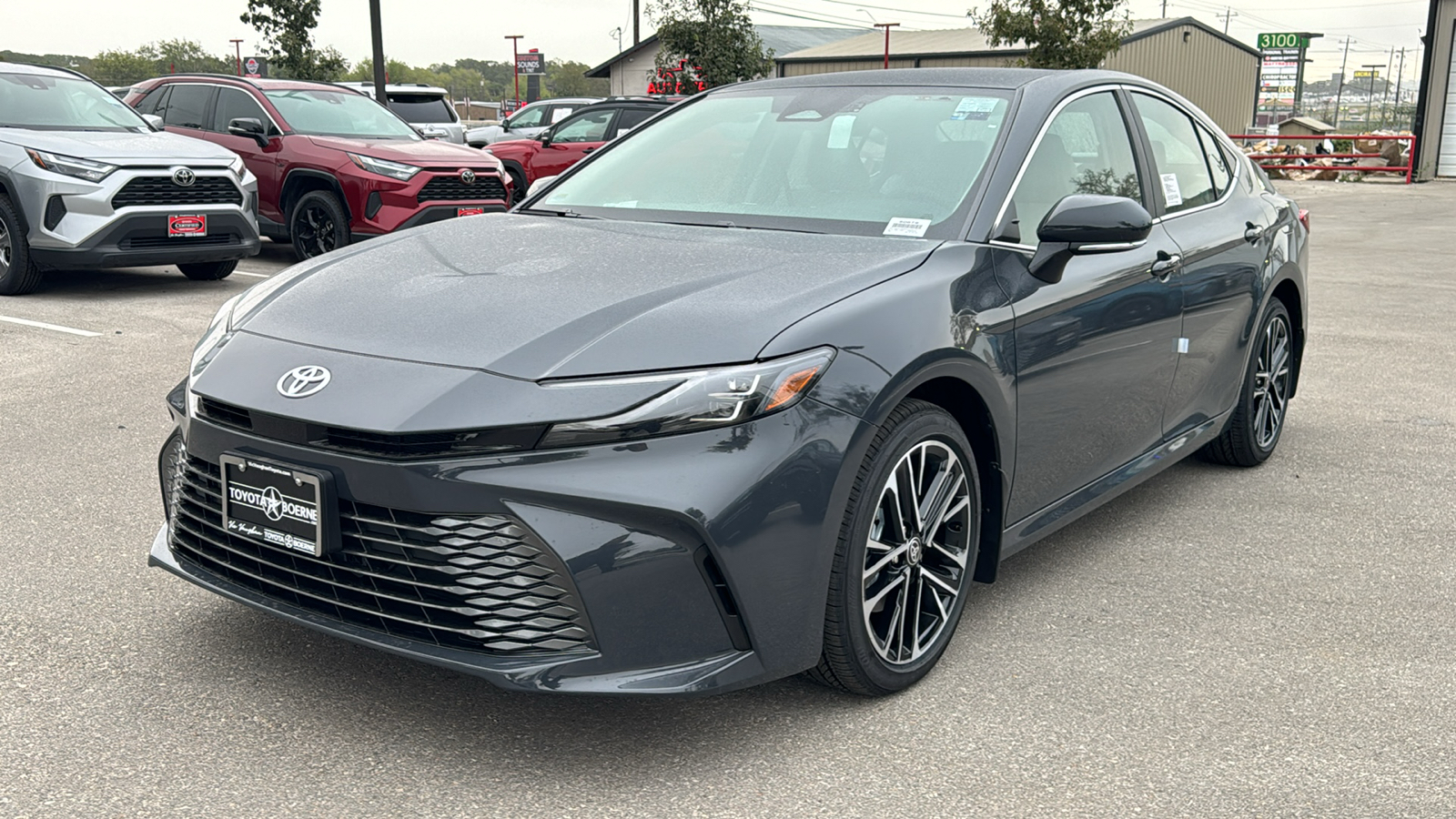 2025 Toyota Camry XLE 3