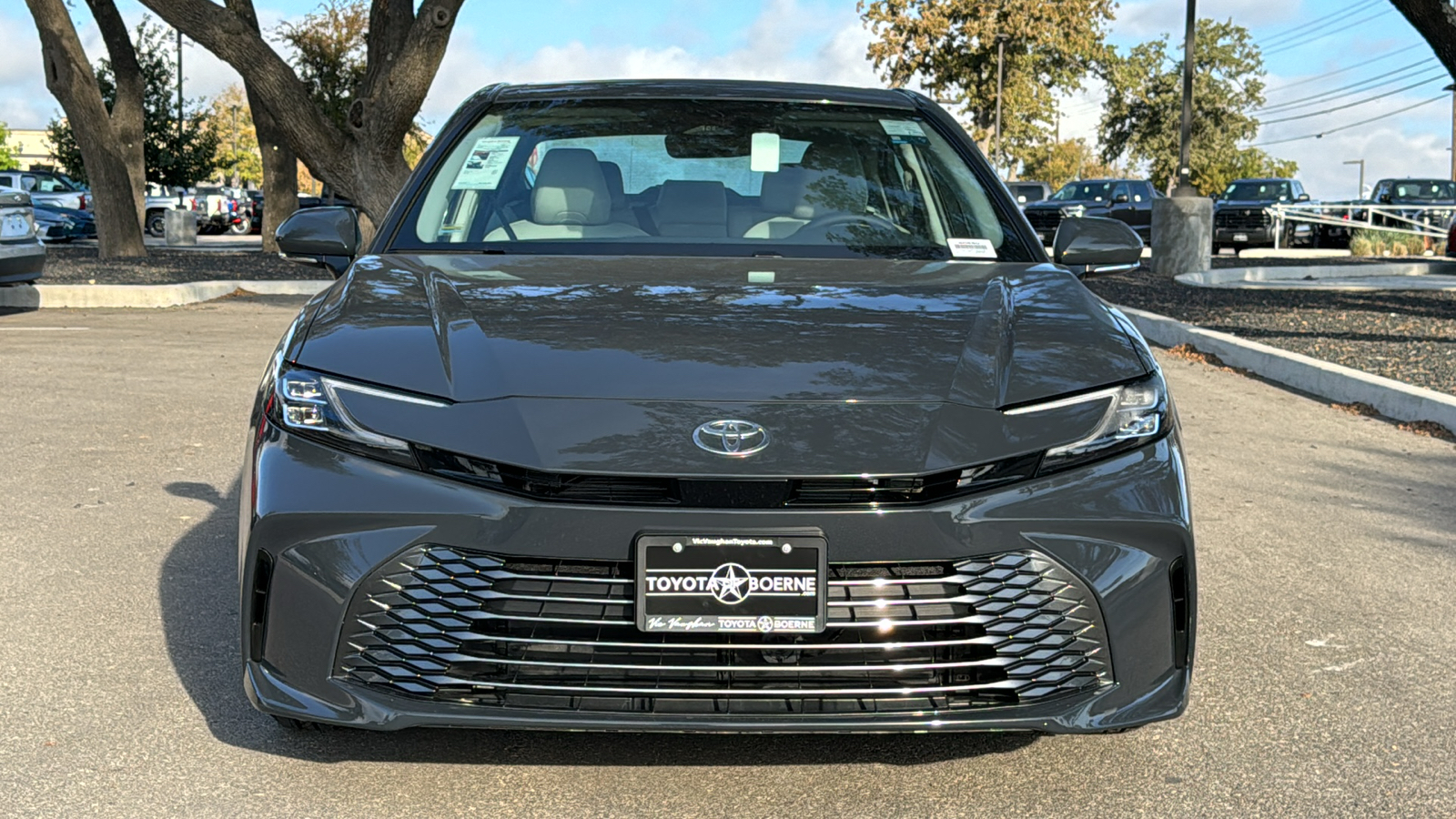 2025 Toyota Camry XLE 3