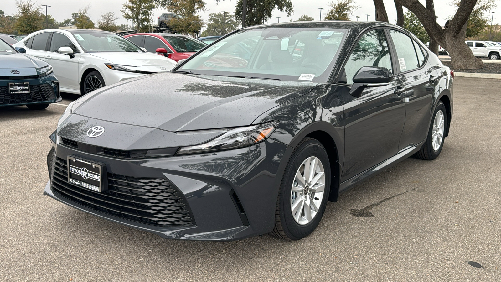 2025 Toyota Camry LE 3