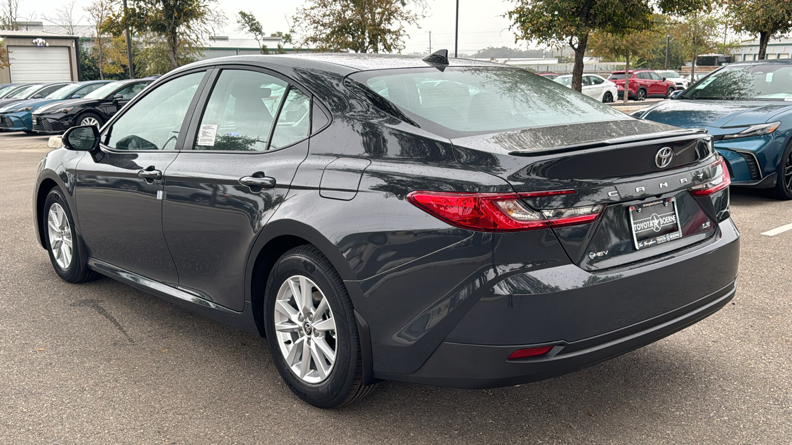 2025 Toyota Camry LE 5