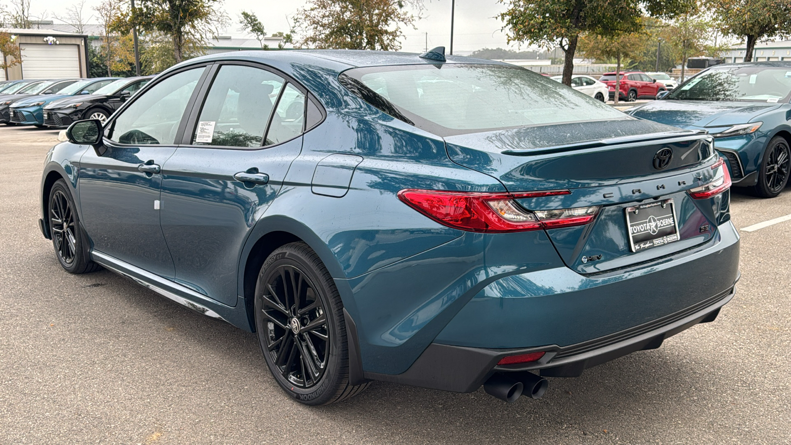 2025 Toyota Camry SE 5