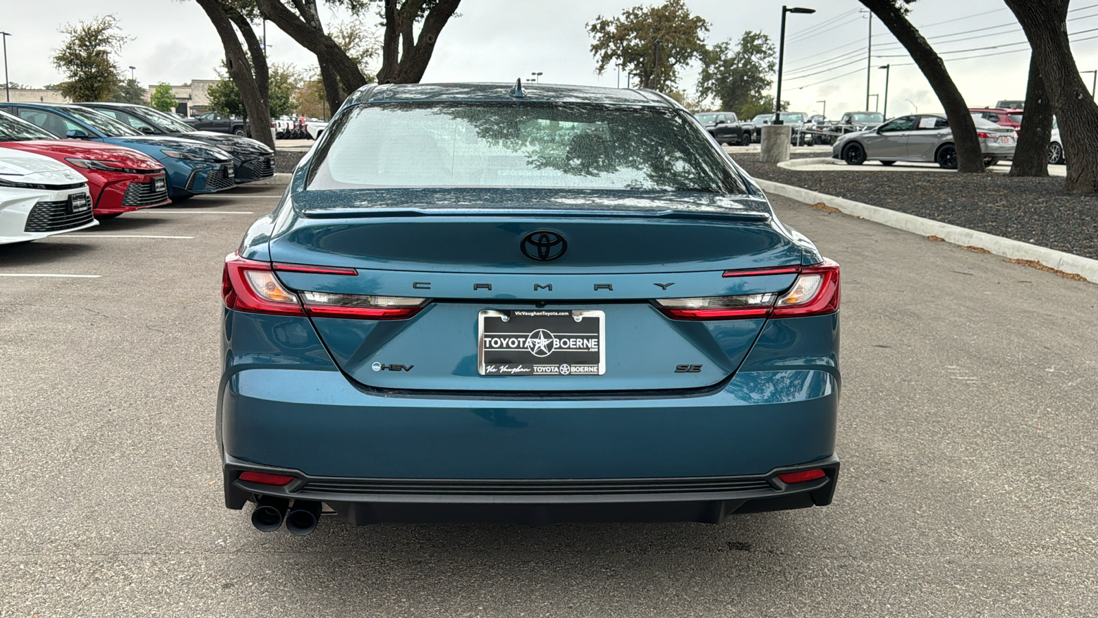 2025 Toyota Camry SE 6