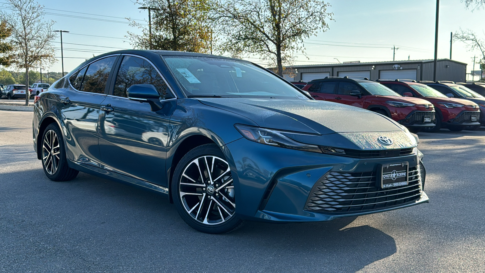 2025 Toyota Camry XLE 24