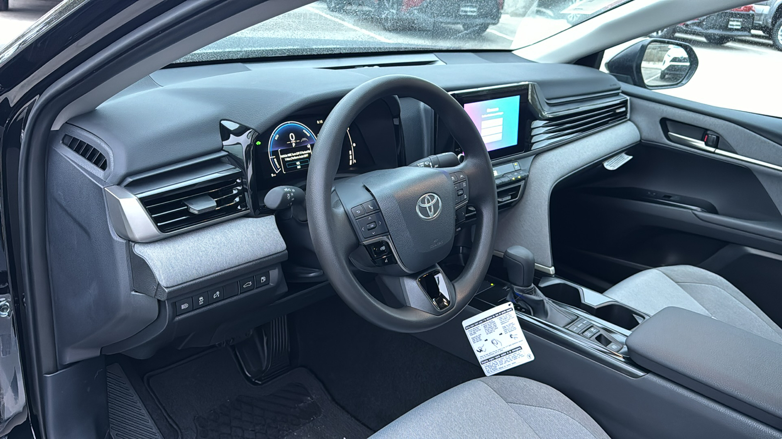 2025 Toyota Camry LE 12