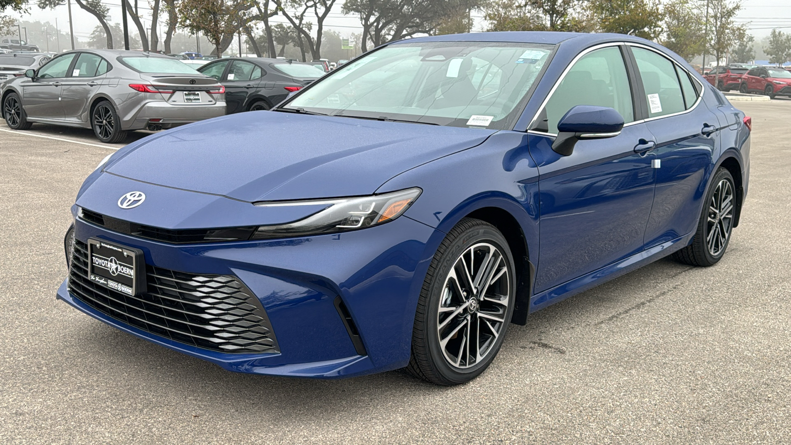 2025 Toyota Camry XLE 3